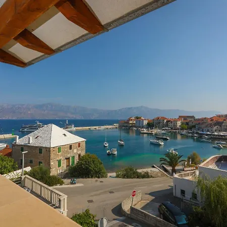 Appartement Josip Postira