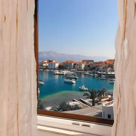 Josip Appartement Postira