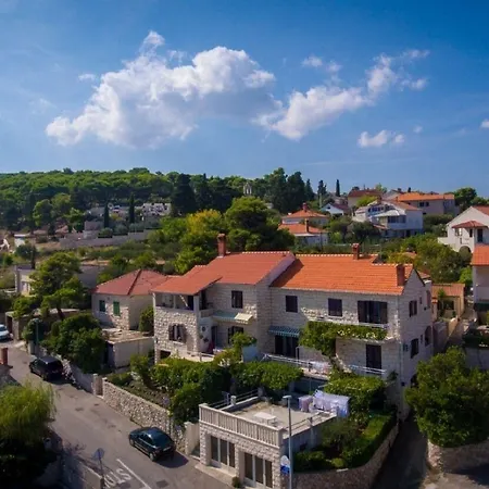 Josip Appartement Postira