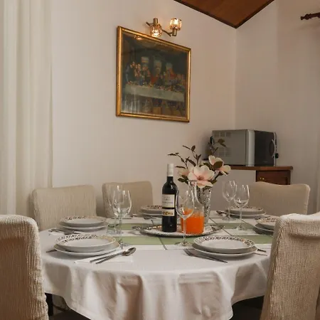 Appartement Josip Postira